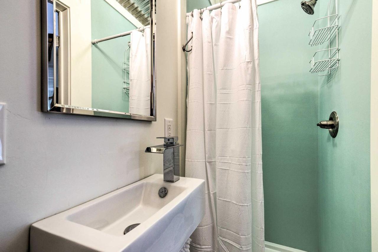 Bay St. Louis Walk To Beach From Chic Old Town Apartment With Yard מראה חיצוני תמונה